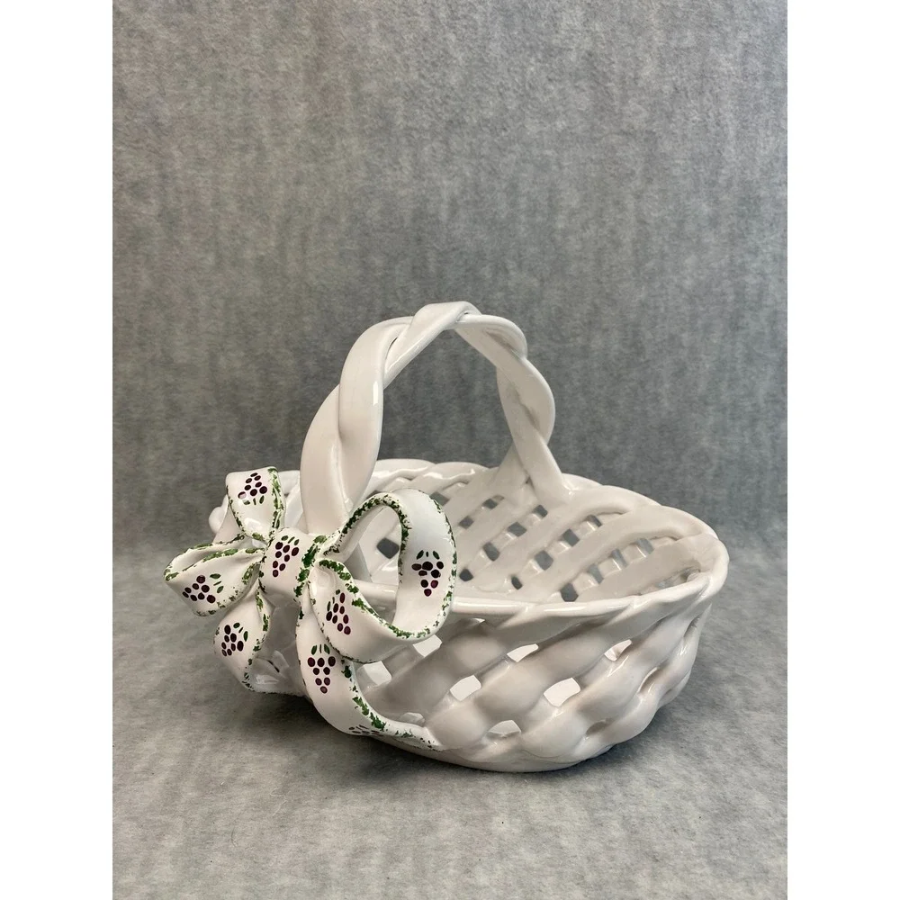 Berardos Vintage White Portugal Ceramic‎ Lattice Basket Bowl Grape Bow Accent
